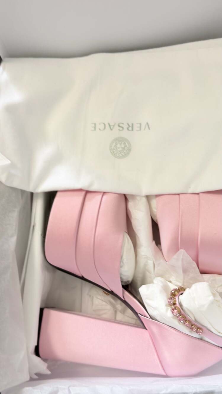 Versace stilettoes 'Medusa Aevitas' For Sale at , - Picture 3 of 13